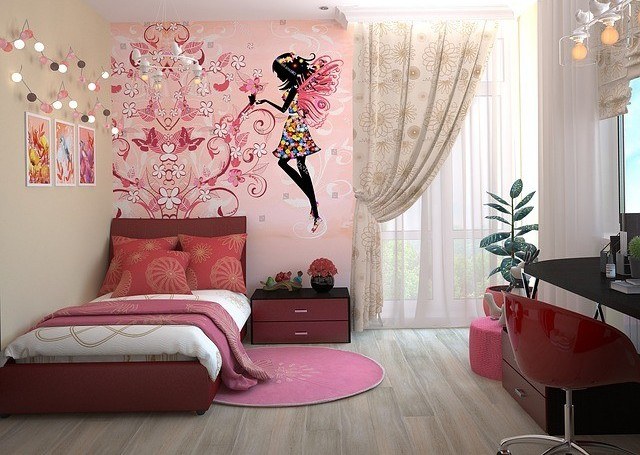Girl's bedroom in pink